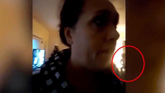 Hacía una videollamada a una amiga cuando… [VIDEO]