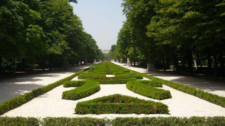 Detenido por grabar vídeos íntimos a mujeres en el Retiro