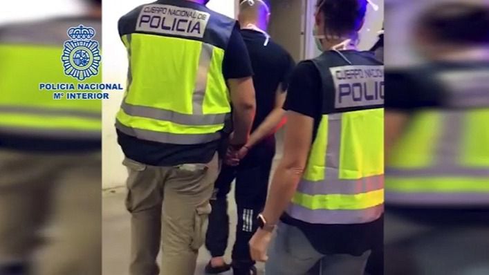Detienen en Algeciras a un fugado de la justicia por homicidio que incluso intentó escapar por el tejado