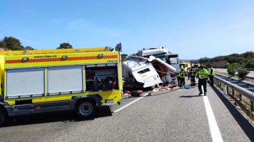 Tiene un accidente con el cadáver de su mujer de copiloto