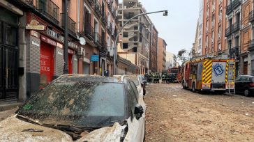 Una explosión destroza un edificio de la Iglesia en la calle Toledo de Madrid