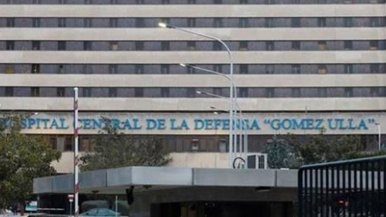 Falso médico militar es detenído en el hospital que estaba ejerciendo, engañó a la Sanidad Española y Británica