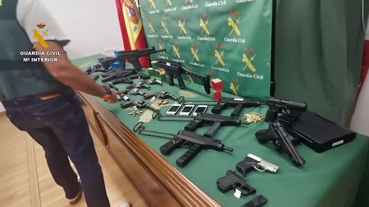 Municionadas y listas para ser utilizadas: Dos hermanos detenidos por tráfico de armas