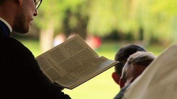 30 años de prisión para un exsacerdote por abusos sexuales a siete menores