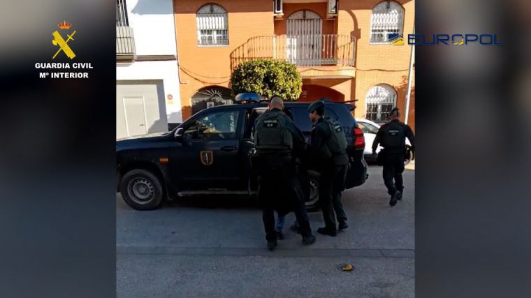 Detenido en Sevilla: Activista de Daesh difundía propaganda yihadista en redes sociales