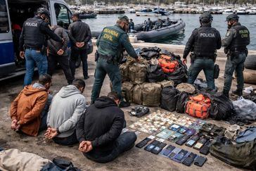 Desmantelan red criminal que facilitaba inmigración ilegal entre Argelia y España
