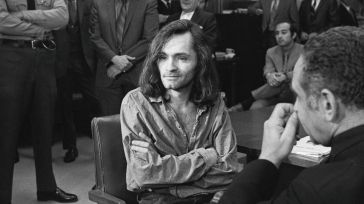 Charles Manson y su amigo por correspondencia