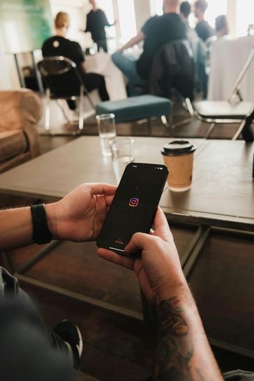 A prisión por ofrecer a dos menores dinero por sexo en Instagram