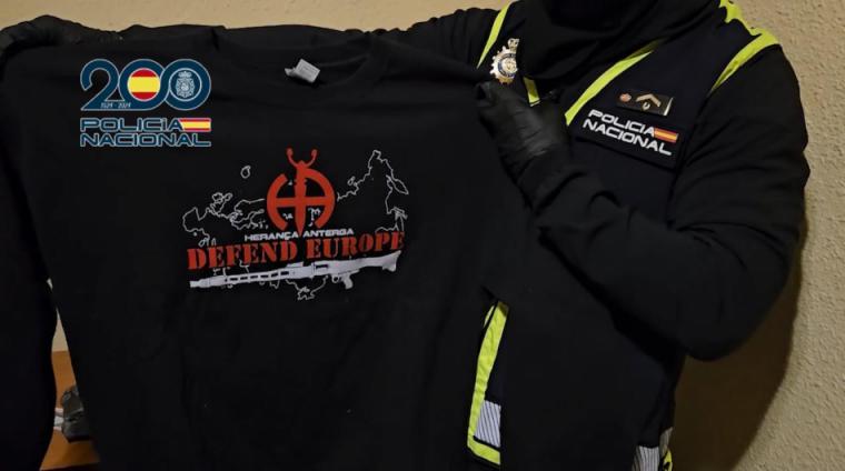 Cae la primera célula terrorista neonazi de 'The Base' en España con tres detenciones