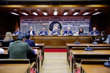 Paco Salazar defiende su inocencia en el Senado ante las acusaciones de acoso sexual