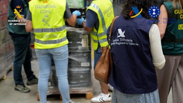 Desmantelada red criminal que defraudó 69 millones en bebidas alcohólicas en España