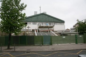 Impactante: Un hombre pierde dos dientes tras un violento asalto en un restaurante de Irún