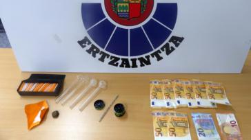 Detenido un hombre de 57 años en Laudio por tráfico de speed y hachís