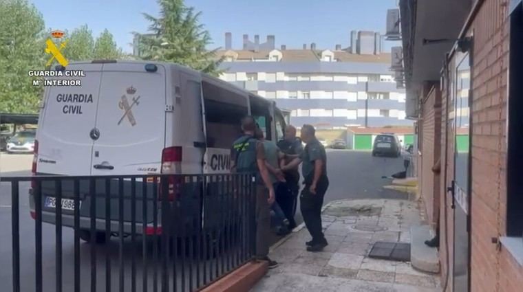 Escándalo en Ávila: Detienen a un trabajador de extinción por causar un incendio que puso en jaque a cientos de vecinos