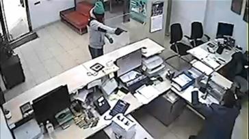 Detienen a dos atracadores históricos tras el asalto a un banco en Cáceres