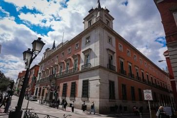El Gobierno extiende su pacto con Registradores y lanza una ofensiva sin precedentes contra el blanqueo de capitales