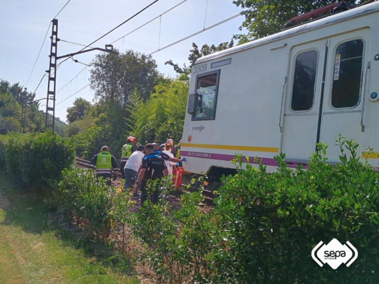 En estado crítico: Un hombre de 66 años ha sido arrollado por un tren en Siero