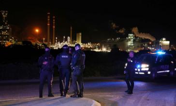 ES-Alert en Cartagena: Un incendio en Repsol desata una nube tóxica que pone en peligro a la población