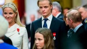 Hijo de la princesa Mette-Marit enfrenta múltiples acusaciones de violación y violencia de género