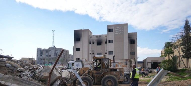 Tragedia en el corazón de Gaza: Más de 20 muertos en un ataque israelí al hospital Nasser, incluyendo cinco periodistas