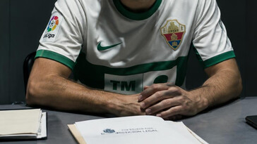 Detienen al capitán del Elche, Josan, por presuntos malos tratos