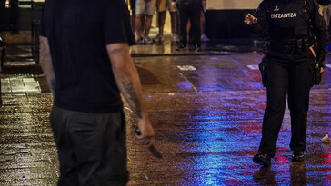 Hombre muere tras ser disparado por la policía en Hondarribia al intentar agredir con un cuchillo