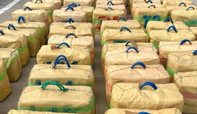 Cocaína en el mar: Cómo un incendio a bordo reveló un oscuro secreto en las aguas canarias