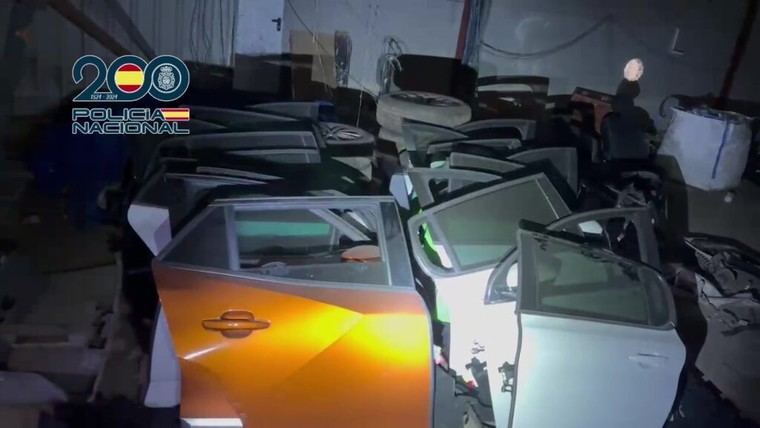Desarticulan en España una red criminal que robaba y desguazaba vehículos