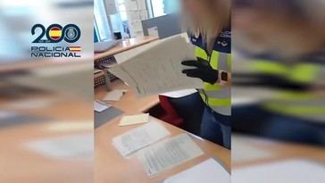 Prometían residencia en España a cambio de miles de euros: Las tácticas que usaban son dignas de película