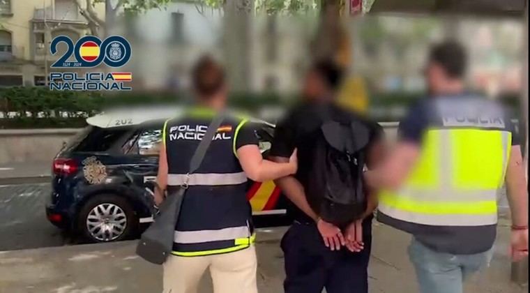 Detenido en España un fugitivo buscado por el asesinato de un policía en Colombia