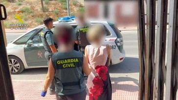 Rescatan a dos mujeres de explotación sexual en Alicante; detienen a un matrimonio