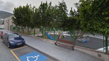 Un niño de 12 años es apuñalado por su compañero en un instituto de Granada