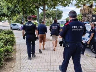 Detenido en Palafrugell por 46 delitos relacionados con derechos de extranjeros y empadronamientos fraudulentos