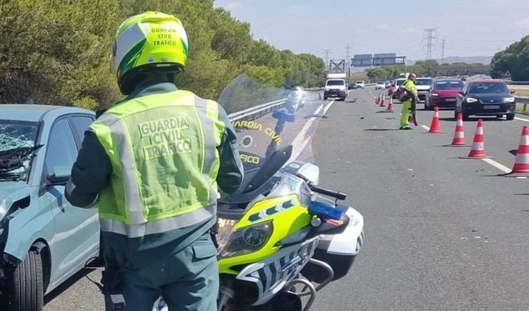 Madrugada mortal en Alcalá de Guadaíra: Un choque devastador se cobra una vida