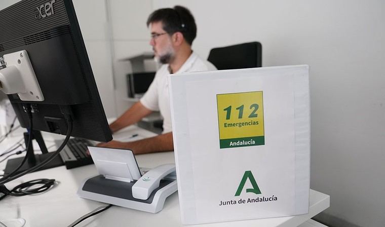 Fallece una mujer en incendio de vivienda en Tomares