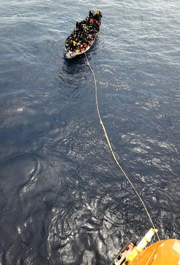 Naufragio mortal: La peligrosa ruta hacia Canarias se cobra otra vez más de 40 vidas
