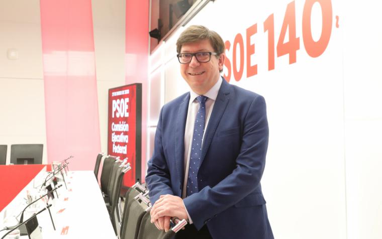 Escándalo en el PSOE: Las impactantes revelaciones del acoso sexual de Paco Salazar que nadie se atrevía a contar