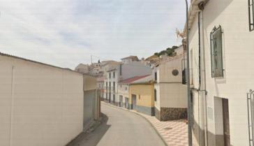 Rescate trágico en Frailes: Hallan el cuerpo sin vida de un hombre de unos 30 años en una chimenea