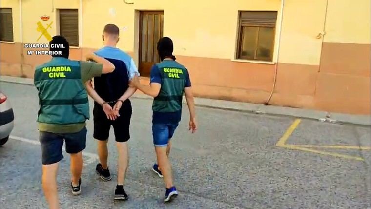 Atracos a plena luz del día: Cómo un grupo de siete delincuentes sembró el pánico en Almería