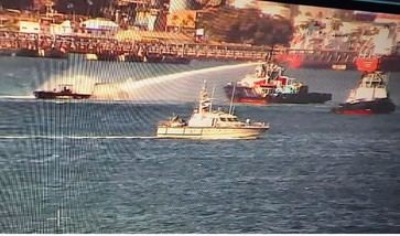 Milagro en el mar: Siete tripulantes salvan la vida tras un aterrador incendio en Cádiz