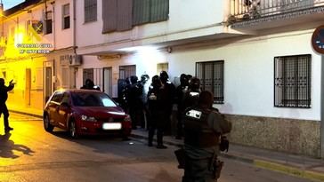 De la venganza a la locura: Así se desató el caos en Iznalloz con tiroteo y atropello incluidos