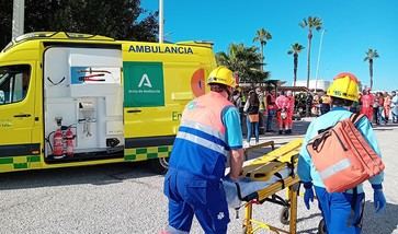 Atropello múltiple deja tres heridos en un bar de Frigiliana