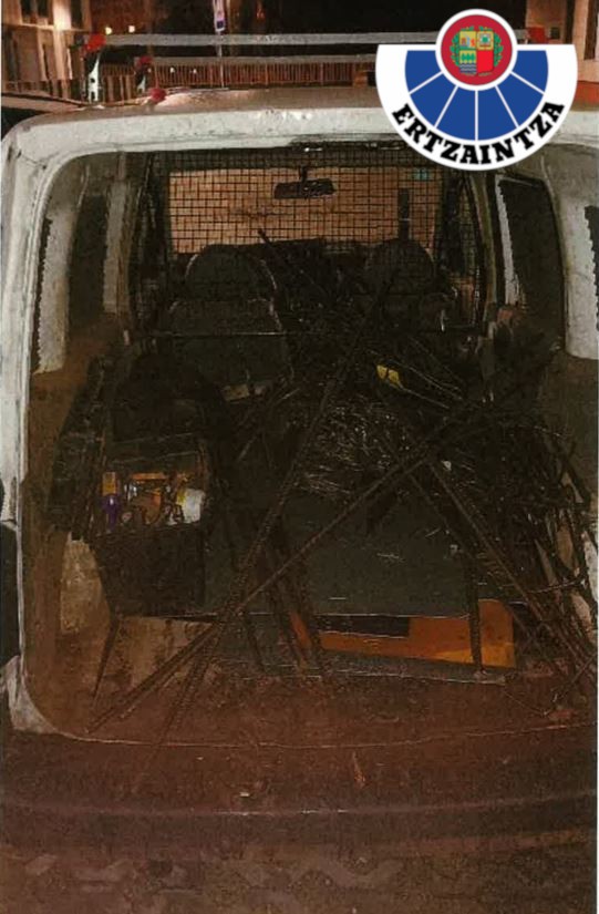 Tres hombres arrestados en Ortuella por robar en una obra en construcción