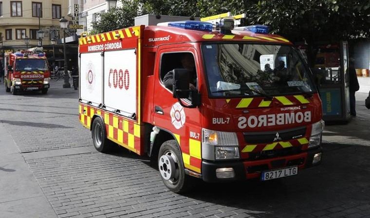 Accidente mortal en Córdoba: un coche choca contra un autobús en la N-432