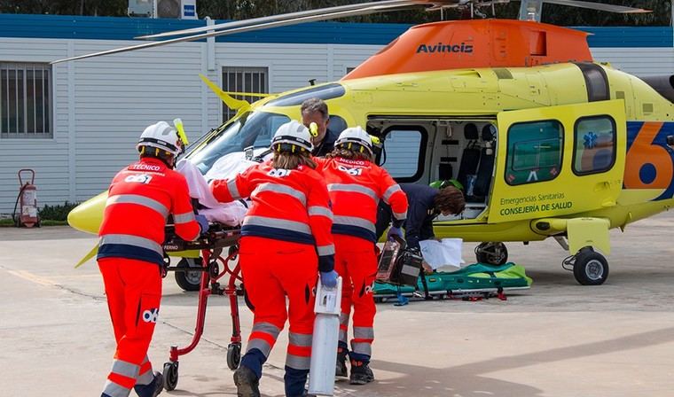 Tragedia en la A-44: Un accidente mortal deja a una familia destrozada y a una mujer herida