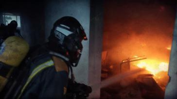 Un joven de 23 años muere tras caer de un balcón durante el incendio de un hotel en Tenerife