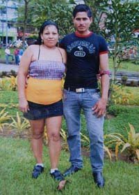 Mató a machetazos a su esposa delate de sus hijas y luego se suicidó (Ecuador)